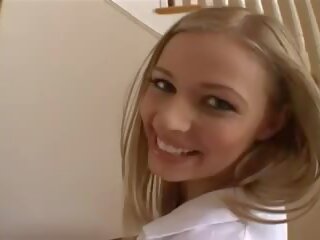 Flirty Blonde Mary Anne Fucks Herself Eagerly by the Big putz